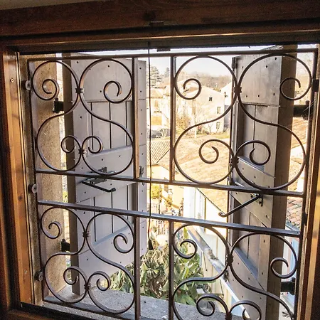 Le Finestre Su Borghetto Валеджо-суль-Минчо