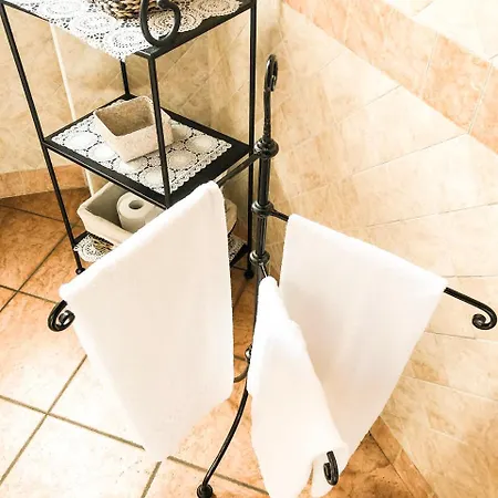 Le Finestre Su Borghetto Валеджо-суль-Минчо