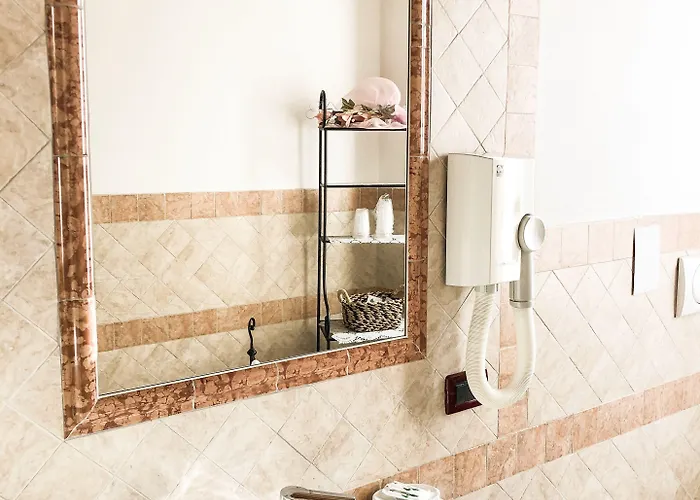 Le Finestre Su Borghetto Pensjonat 4*