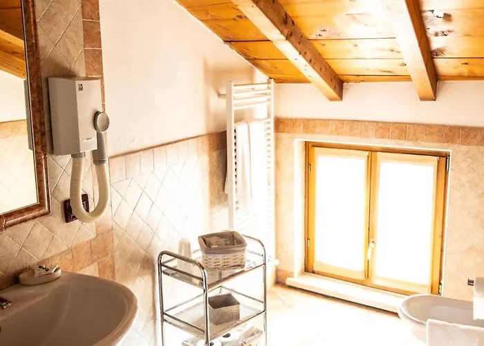 Le Finestre Su Borghetto Pensjonat