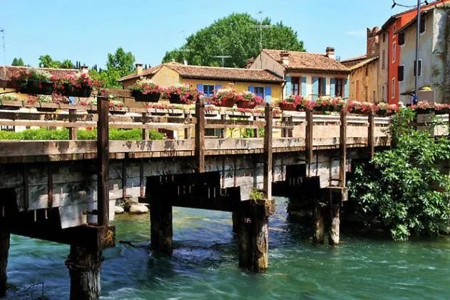 Le Finestre Su Borghetto Pensjonat